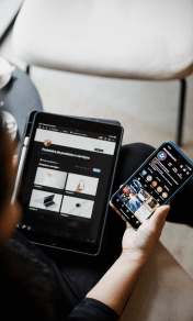 Foto com Ipad e celular com template no Notion